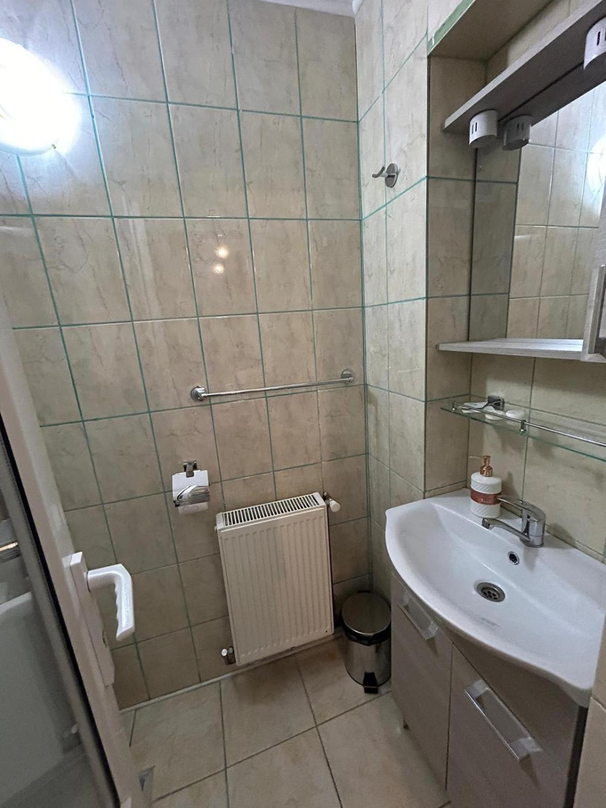 Complex Zeus Hotel Leresti Ruang foto